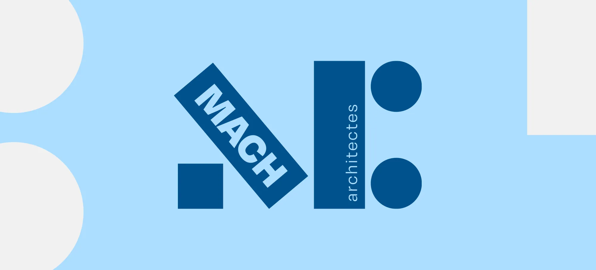 Nouvelle identité visuelle de MACH Architectes avec logo géométrique bleu